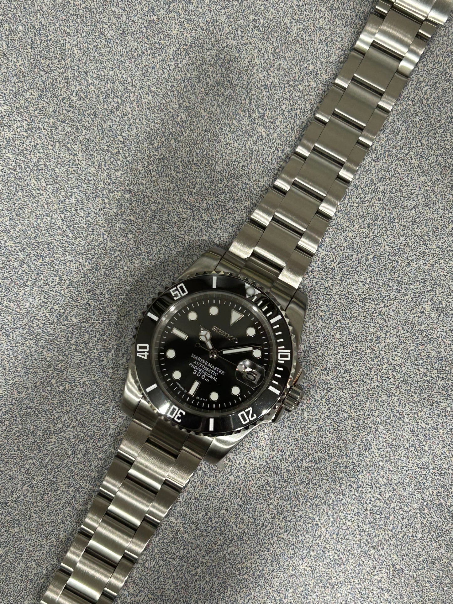 Submariner Style Ceramic Black Diver Bezel Sapphire Crystal 40Mm