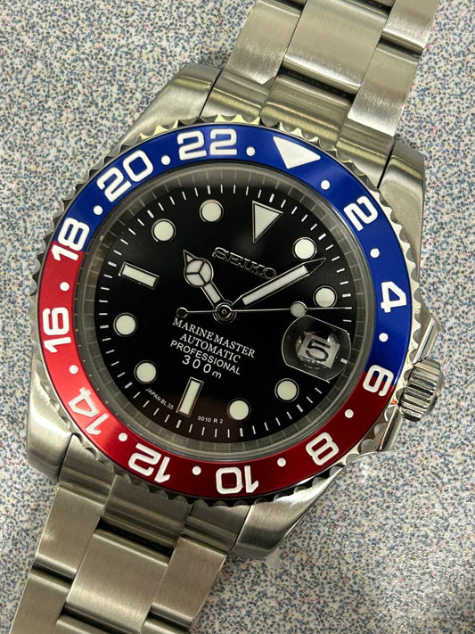 Submariner Style Blue/Red Pepsi Gmt Bezel Sapphire Crystal 40Mm