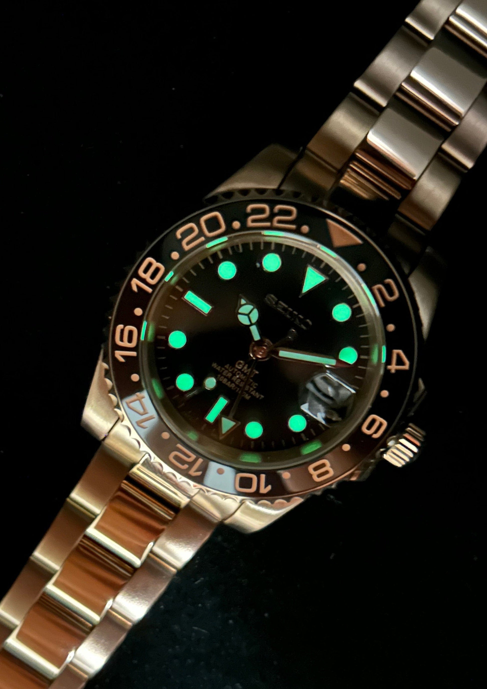 4-Hand Nh34 Gmt Rose Gold Ceramic Root Beer Bezel Sapphire Crystal 40Mm Lume Dial/Hands