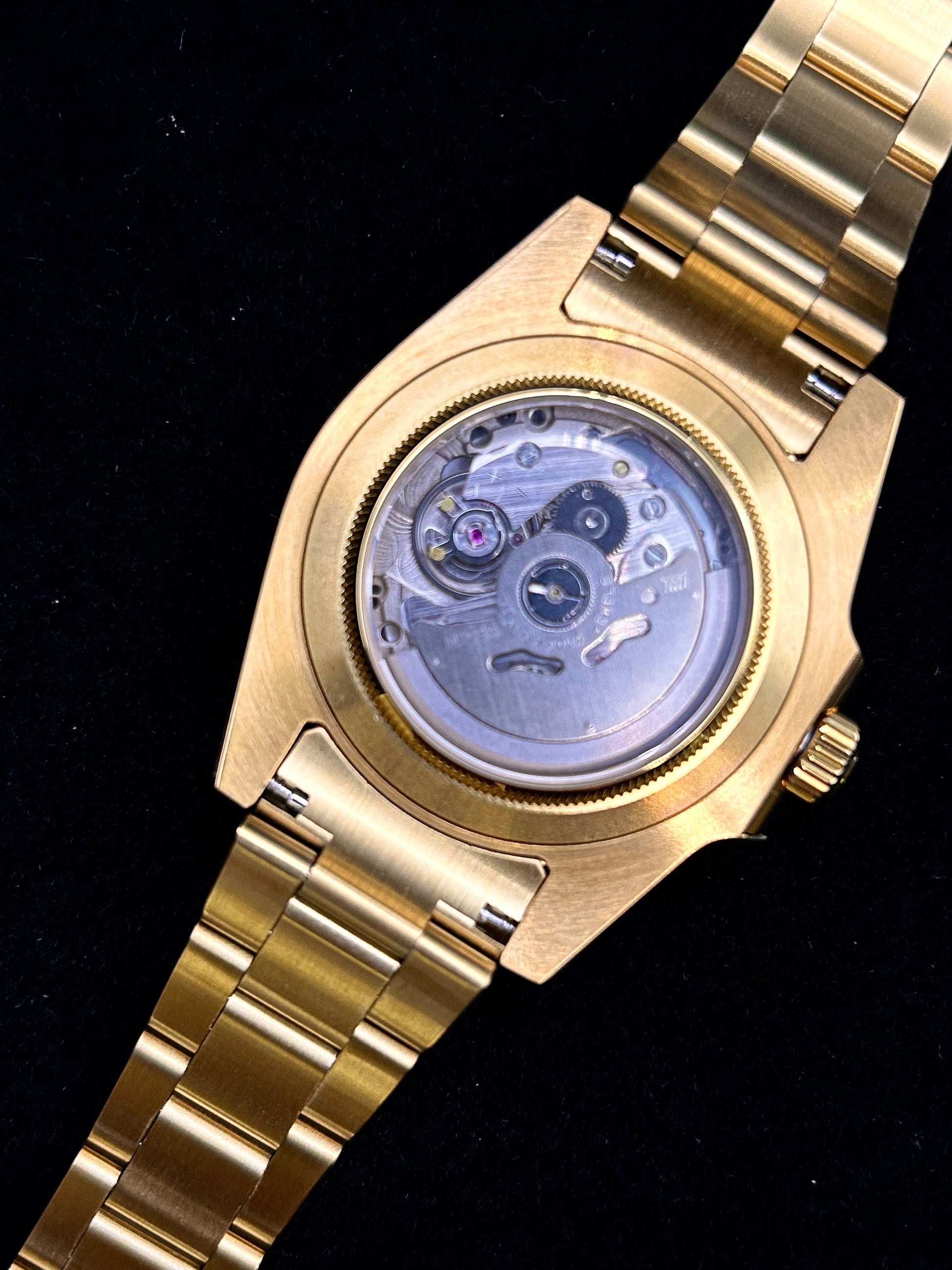 4-Hand Nh34 Gmt Gold Ceramic Bezel Sapphire Crystal 40Mm Lume Dial/Hands